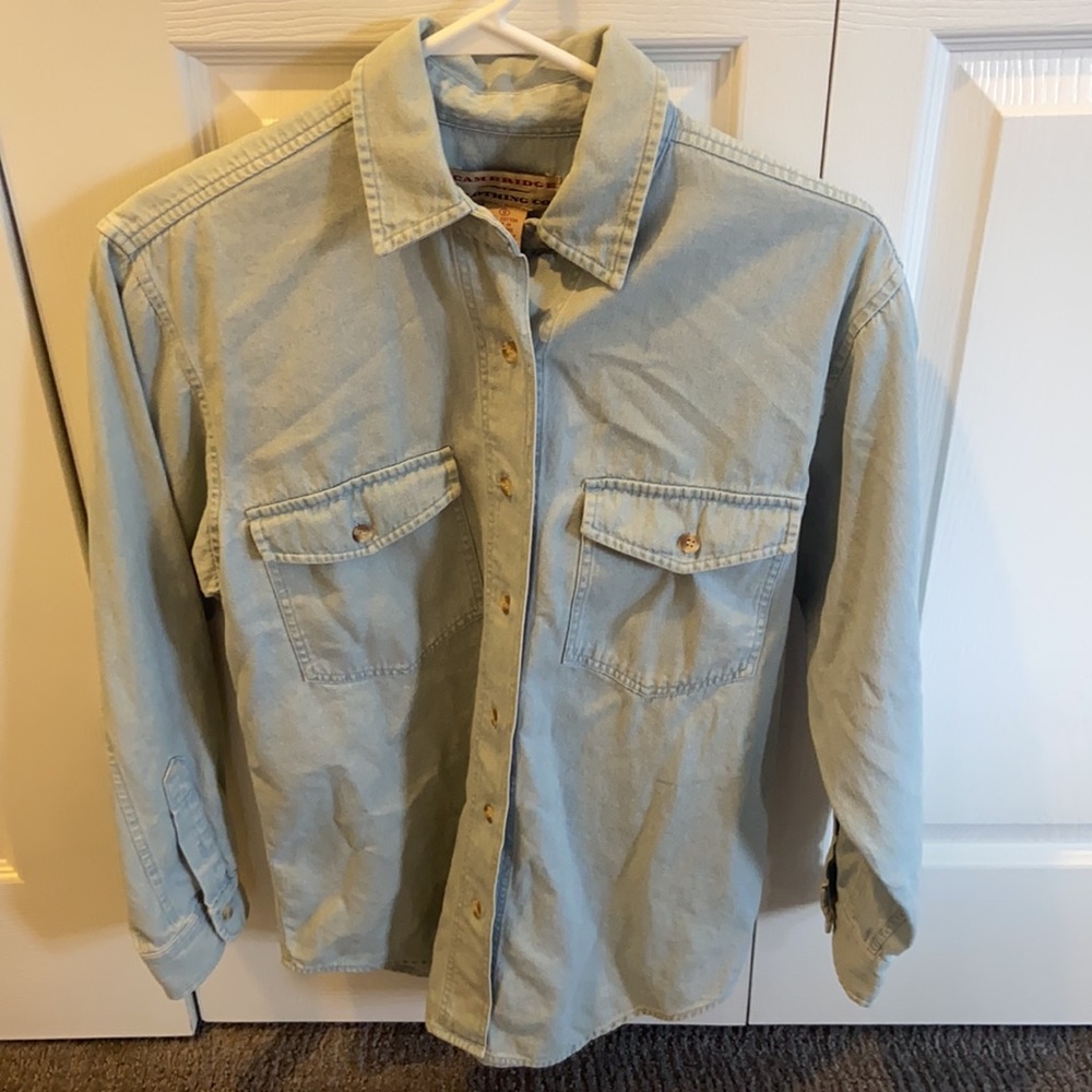Cambridge Women’s Long-Sleeve Blue and White Button Down Shirt S
